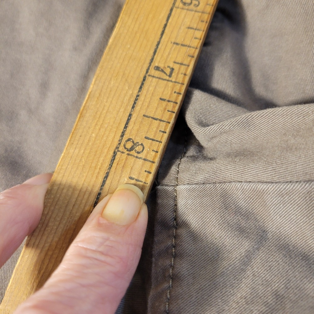 Old Navy Shorts, Women's Size 10, Brown, Perfect Bermudas, Pockets, Low Rise - Picture 7 of 8